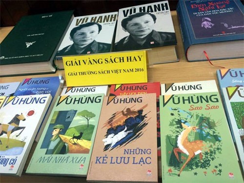 90 đầu sách đạt giải thưởng sách Việt Nam năm 2016